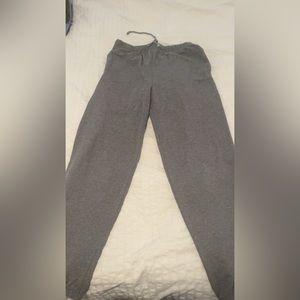 grey sweatpants